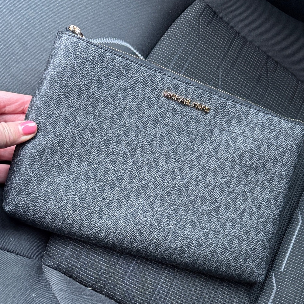 Michael Kors Textured Black Clutch